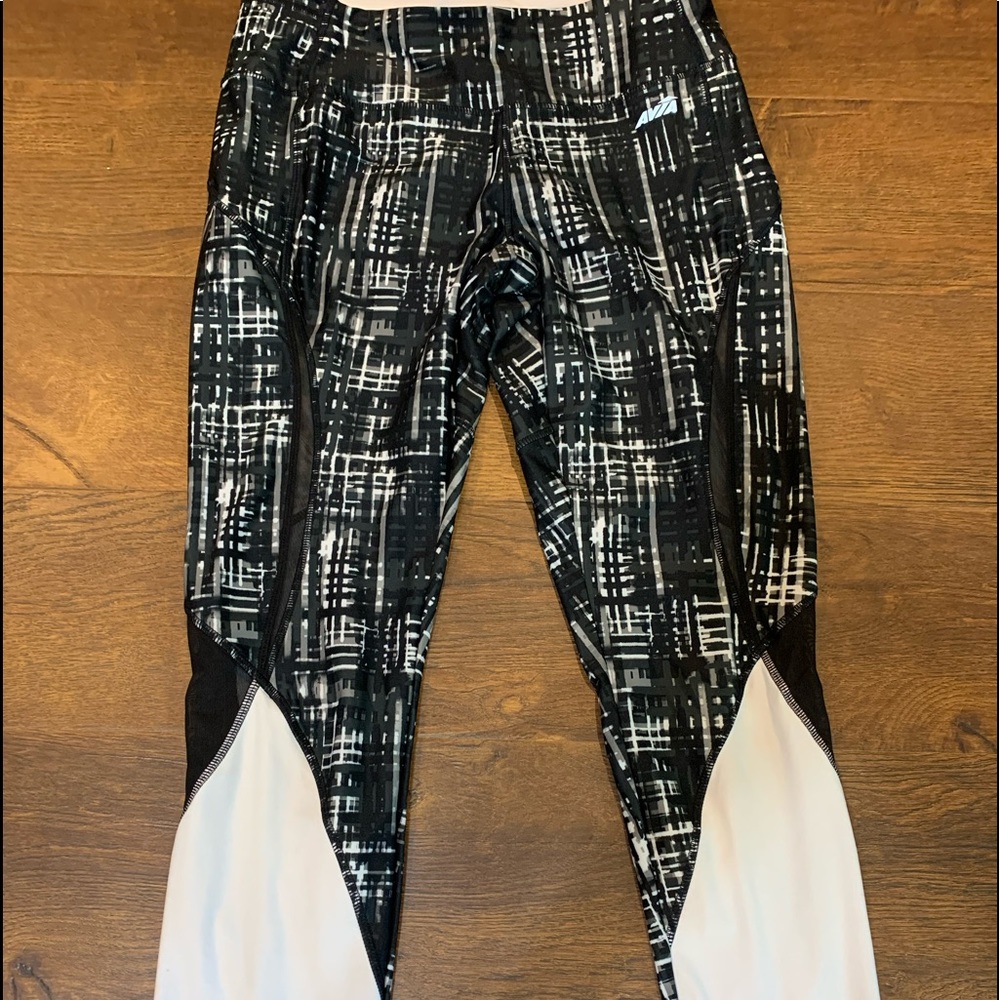 avia athletic leggings